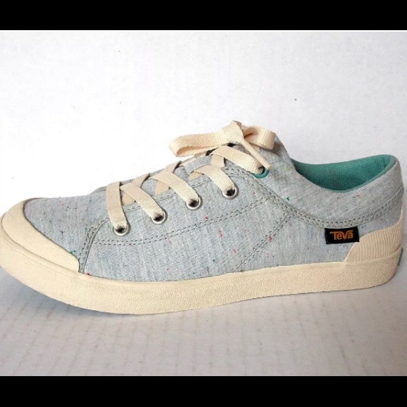 teva canvas shoes